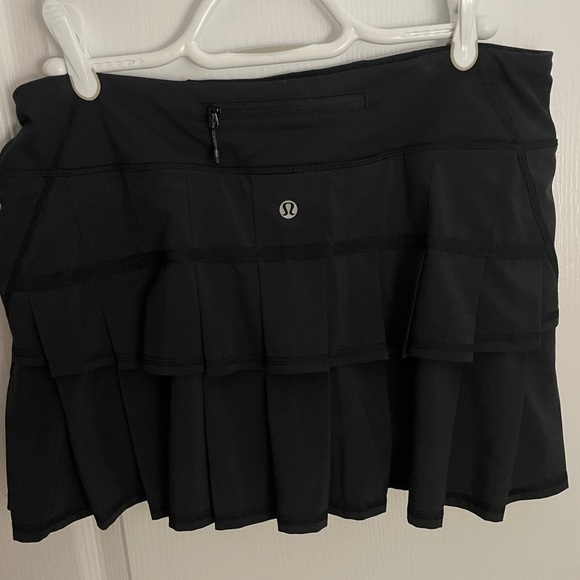 Lululemon Pace Setter Skirt - Picture 2 of 11